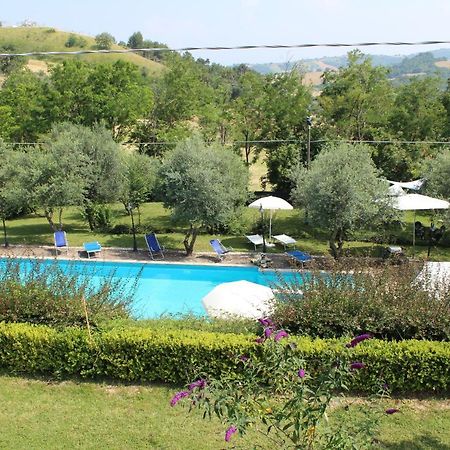 Вилла Agriturismo La Solagna Montebello di Bertona Экстерьер фото