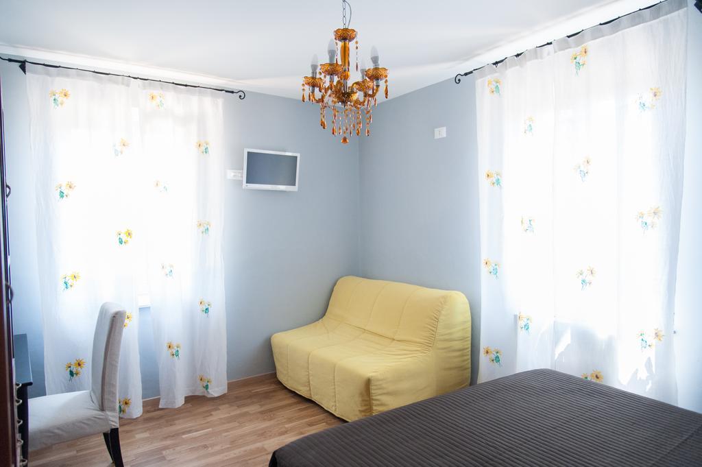 Вилла Agriturismo La Solagna Montebello di Bertona Номер фото