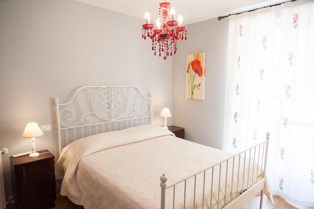 Вилла Agriturismo La Solagna Montebello di Bertona Экстерьер фото